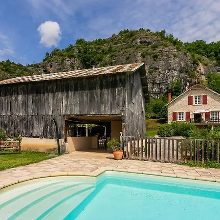 Villa Family - Laroche Martel