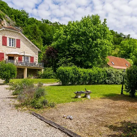 Family - Laroche Villa Martel